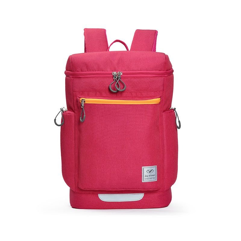 The new style outdoor backpack brings users a comfortable user experience